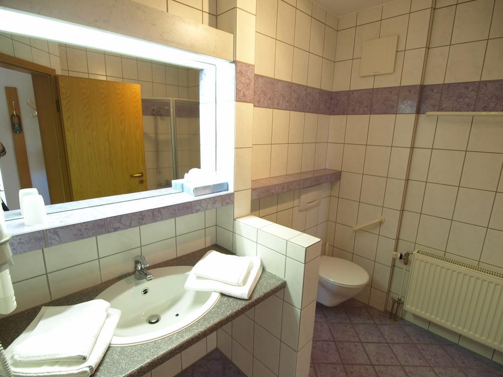 Hotel Landhaus Silbertanne Ротенбурґ-ан-дер-Фульда Екстер'єр фото